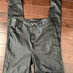 Nanamacs Black faux leather leggings